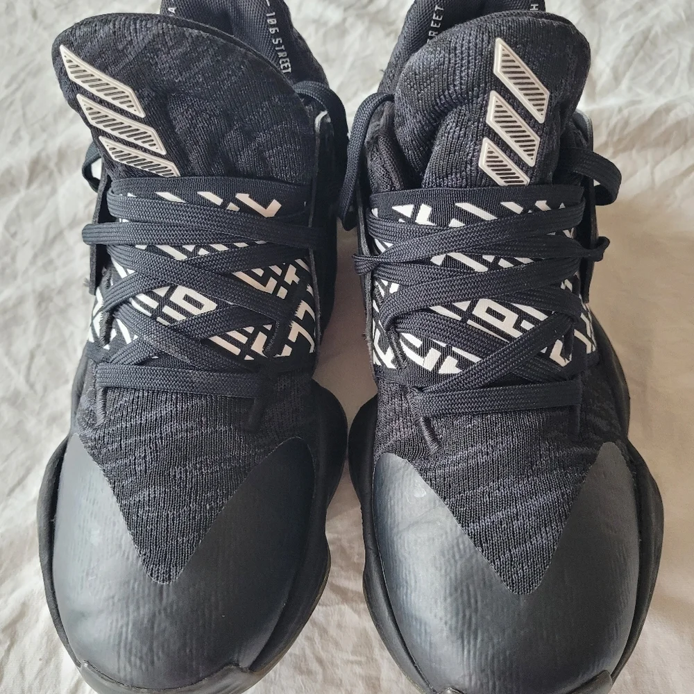 Adidas Harden V-4 Black and White Athletic Sneakers Size 6.5